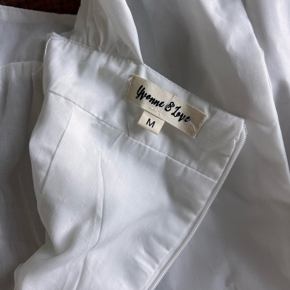 White Dress for Summer or Bridal - Picture 2 of 4